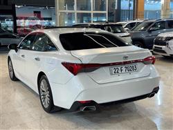 تويوتا أفالون